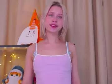 angelkissie — Goal: Suck finger close up |Hi guys, I'm #new, my PVT is open, welcome <3 | #cute #young #lovense #shy [7 tokens remaining]