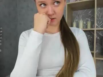 arieceruantes — The goal: 1 finger in pussy + masturbation Hi,I'm Darlia, im new here!! #new #shy #18 #lovense #teen [145 tokens remaining]