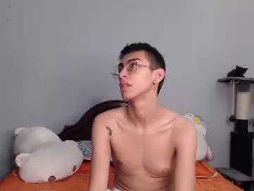 Freechat ash_v1 on Chaturbate