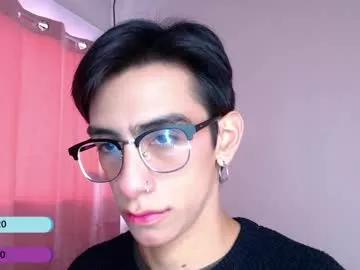 Freechat ash_v1 on Chaturbate