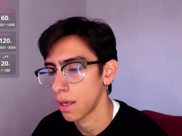 Freechat ash_v1 on Chaturbate