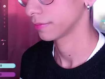 Freechat ash_v1 on Chaturbate