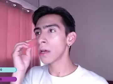 Freechat ash_v1 on Chaturbate