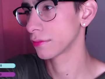 Freechat ash_v1 on Chaturbate