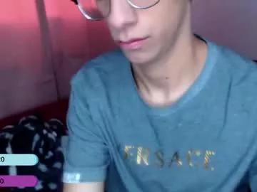 Freechat ash_v1 on Chaturbate