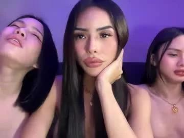 Freechat asianhugecockcindy on Chaturbate