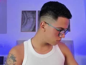 Freechat axel_sliim on Chaturbate