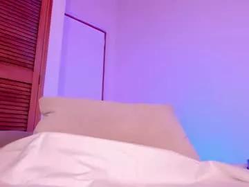 Freechat aylinnzambrano_ on Chaturbate