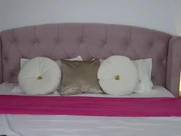 Freechat bella_blonda on Chaturbate