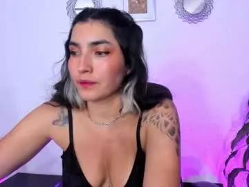 bella_thorne3 on Chaturbate 