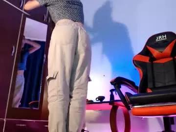 bellaqueen0701 on Chaturbate 