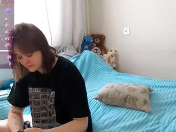 Freechat bettyandrich on Chaturbate