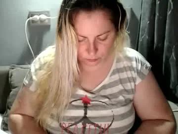 candycream74 — #NATURAL #CURVY #BIGASS #HARDNIPPELS #BBW #TRIMMYPUSSY #PM 5 tkns,Ass if panty 20 tkns,Ass if no panty 80 tkns,Tits 40 tkns,Pussy 80 tkns,Full naked 200 tkns. [800 tokens remaining]