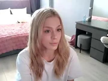 darilboom — Welcome to my hot and flexible room!! - Goal: full naked   [555 tokens left] #smalltits #flexible #fit #shy #skinny