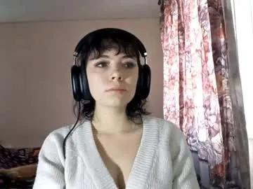 dennapriefert — Goal:bounce tits close up Welcome my room! Aki there and go meet you! #new #18 #bigtits #young #shy [18 tokens remaining]