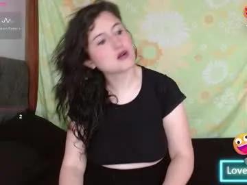 Freechat emily_white00 on Chaturbate