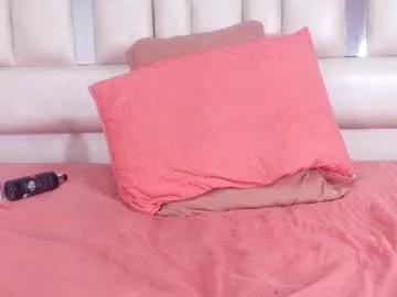 emma_curvy1 on Chaturbate 