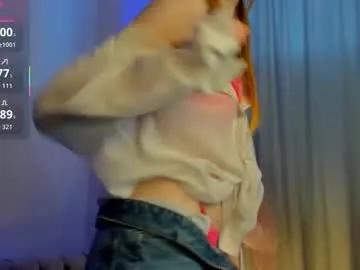 Chaturbate esme_runn is Freechat esme_runn — GOAL: wet my bra you are my boyfriend today #18 #teen #dance #twerk #cute
