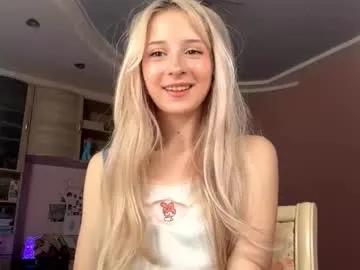 evaqt — Hi! im Eva and im #new here! GOAL:Flash ass!! #18 #skinny #shy #lovense [250 tokens remaining]