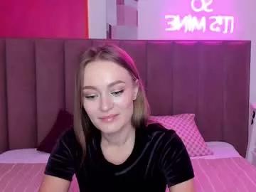 Freechat evelynpoole on Chaturbate