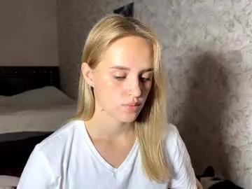 hermiladziekan — Goal:remove pantiesI am new here and your support is very important to me! Thank you! ^^ #teen #18 #cute #new #shy [309 tokens remaining]