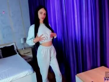 ilaria_italiangirll — Play hard with my sensitive kityy [826 tokens left] hello guys is my first week here PVT OPEN #18  #shy  #teen  #new  #bigboobs