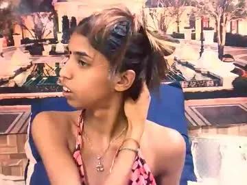 indiansexyslender4u2luv on Chaturbate