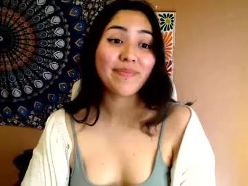 intimatetales on Chaturbate 