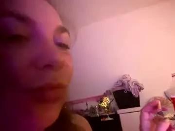 melli23 on Chaturbate 