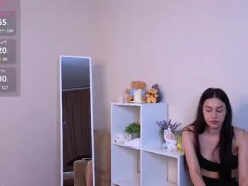mia_crazyy — GOAL: Slap ass 5 [27 tokens remaining] Welcome to my room! #bigboobs #18 #teen #lovense #new