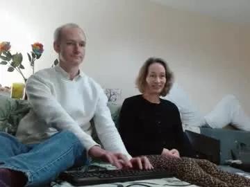 Freechat mrs_velvet_vixen_and_mr_stud on Chaturbate