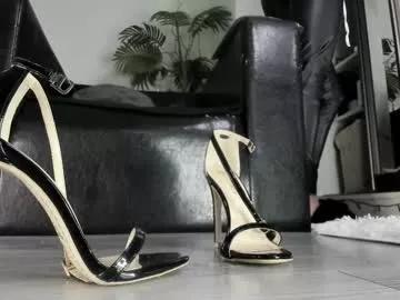 Freechat ms_enigma on Chaturbate