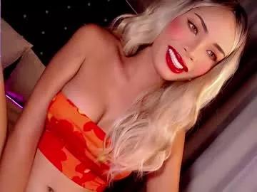 Freechat mysterious_olivia on Chaturbate