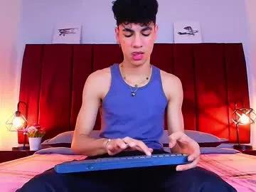 Freechat neoraptis on Chaturbate
