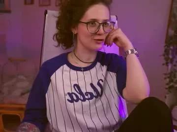 Freechat oliviamcclean on Chaturbate