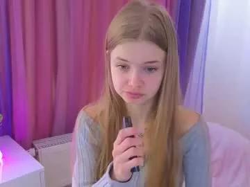 riinaaa on Chaturbate 