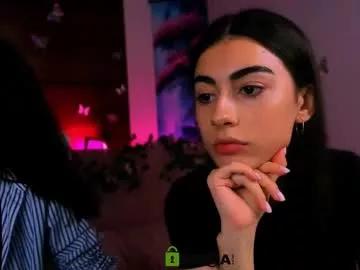 riley_sanders — GOAL: play tits [308 tokens remaining]  welcum to my room  #young #shy #nonude #lovense #pvt