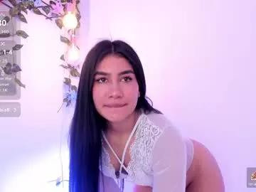 Freechat sarabow on Chaturbate