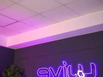 siennaruh — Angelic face with a devilish mind , lets explore your deepest desire - Goal: wetter the better  [124 tokens left] #bigass #bigboobs #anal #deepthroat #squirt