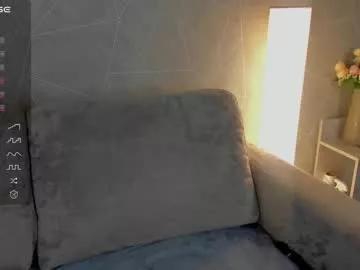 Freechat soft_as_a_flower on Chaturbate