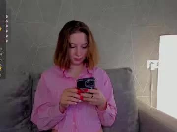 Freechat soft_as_a_flower on Chaturbate