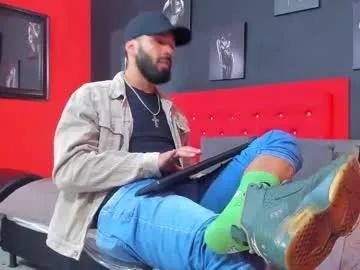 thiagomez17 — GOAL: CONTROL LUSH + CUM [666 tokens remaining] Watching is free. Having him isn't. Wanna play with the beast? Only those who pay, get to command #cum #lovense #uncut #muscle #hairy