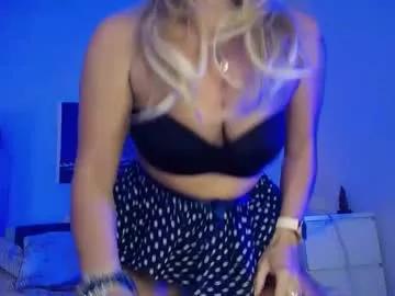 Freechat tinkerbell822 on Chaturbate
