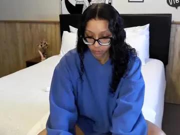 wanderlustgaal — no talking, just commands #ebony #latina #bigboobs #bigass #lush #natural [888 tokens remaining]