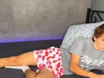 xavier_200 — stand up and show body [58 tokens left] #18 #new #hairy #twink #bigcock