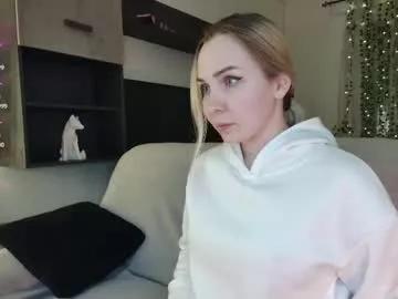 Freechat xxxhoneyxx on Chaturbate