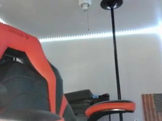 Offline bambi_bi on Flirt4Free