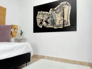 Offline juliana_saenz on Flirt4Free