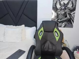 Offline julieth_taylorr on Flirt4Free