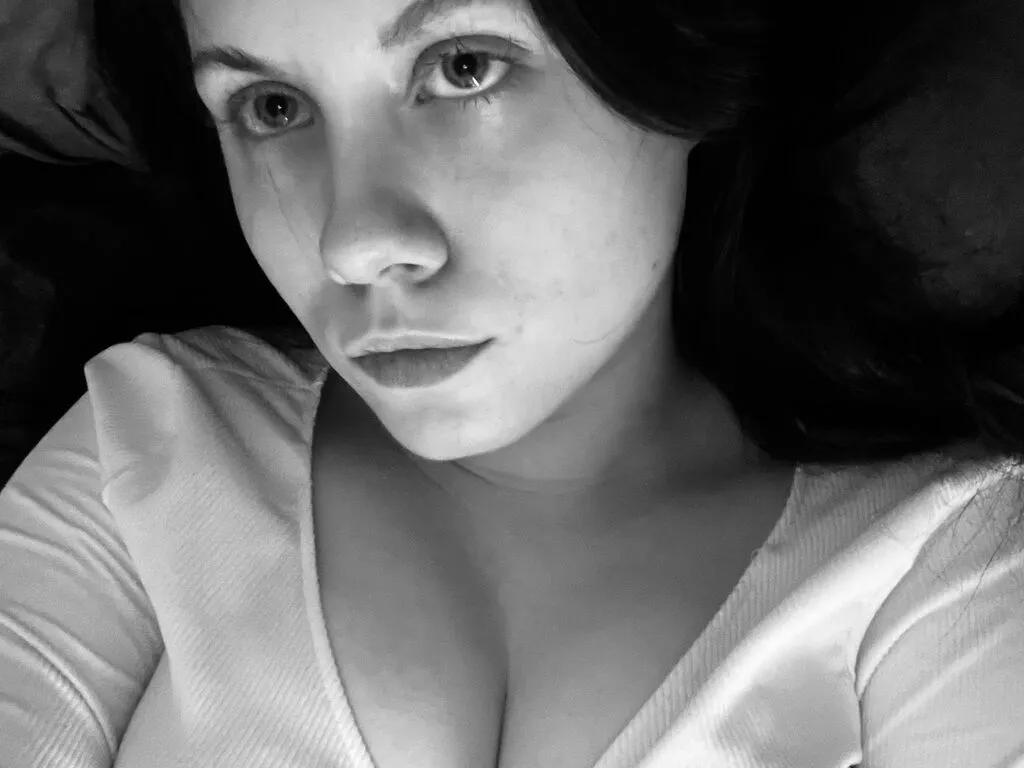 BelaWink on LiveJasmin